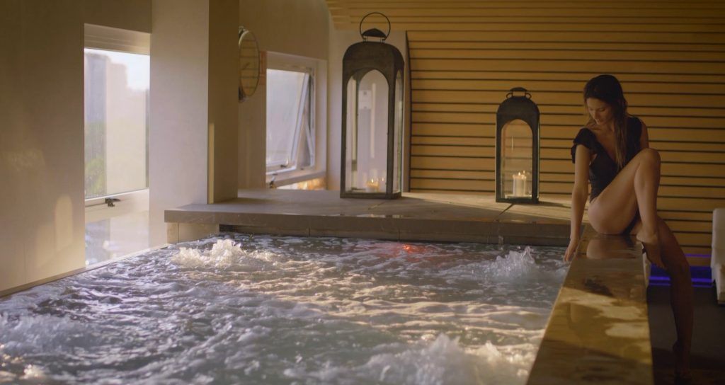 Calm & Luxury Spa en Valencia con vistas al Palau de la Música y los Jardines del Turia, spa privado y masajes en pareja